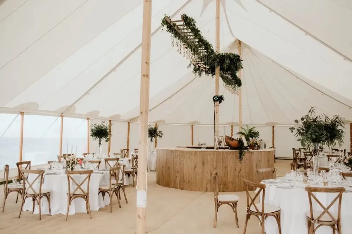 Mobiliar Verleih Stühle und Tische EmsEvents